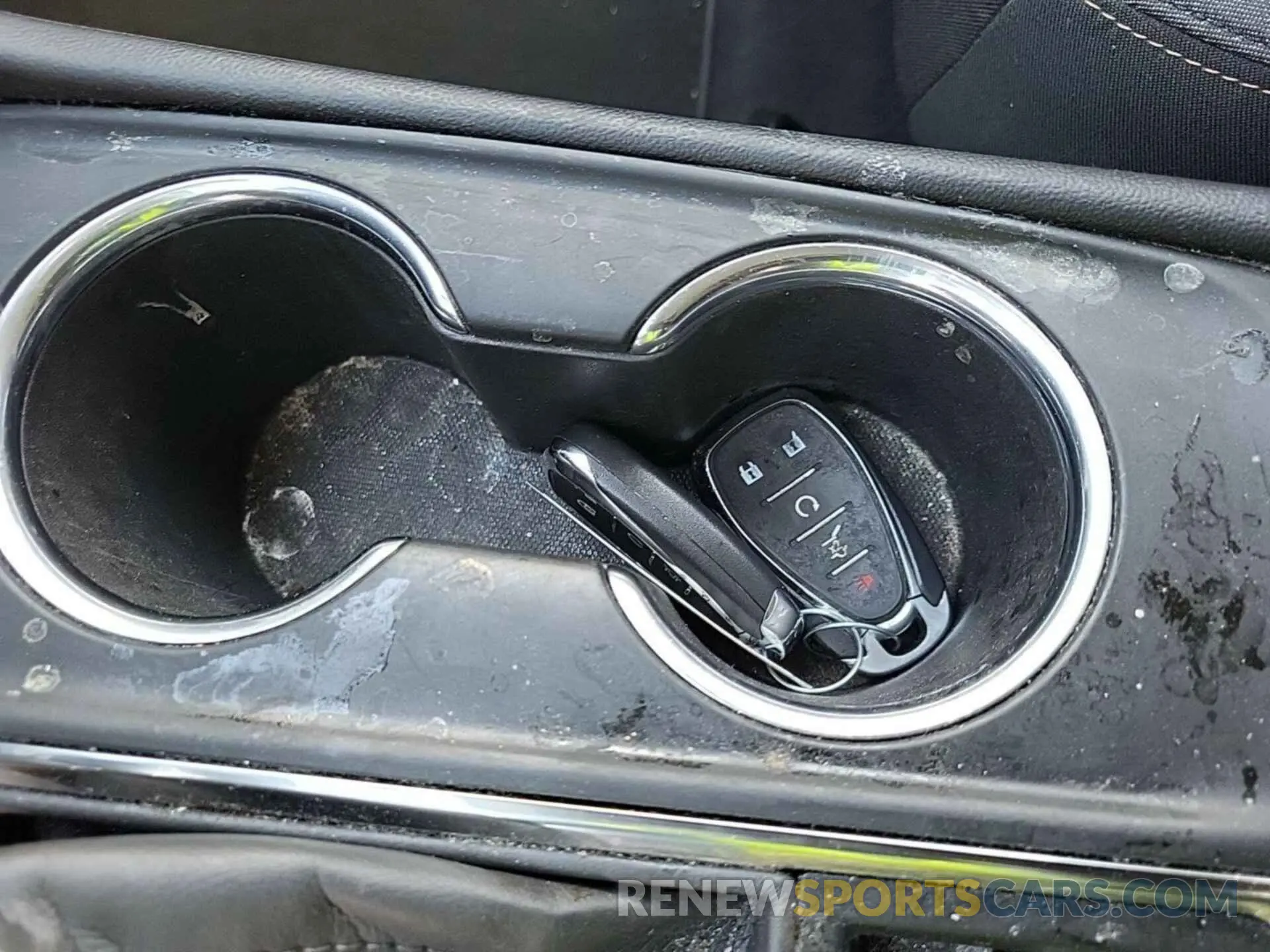 2 Photograph of a damaged car 2GNAXJEV6M6103969 CHEVROLET EQUINOX 2021