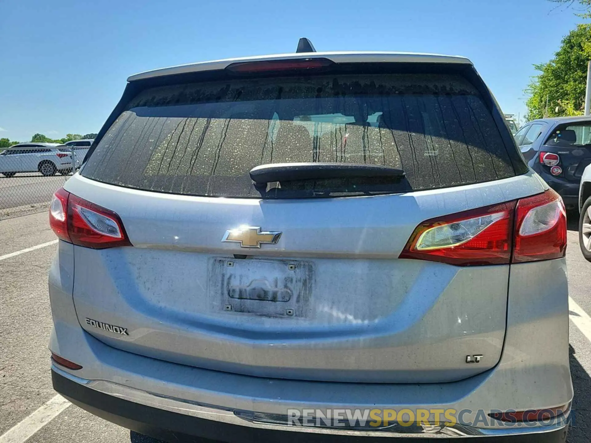 6 Photograph of a damaged car 2GNAXJEV6M6103969 CHEVROLET EQUINOX 2021