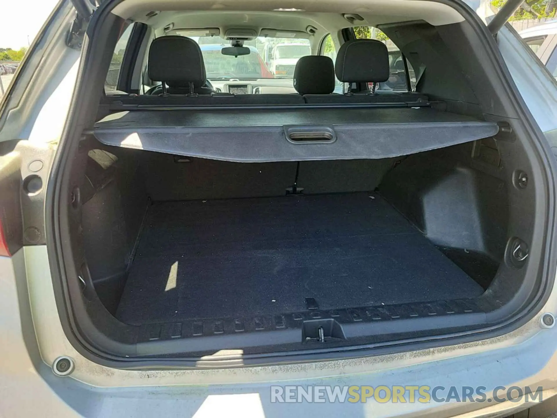 7 Photograph of a damaged car 2GNAXJEV6M6103969 CHEVROLET EQUINOX 2021