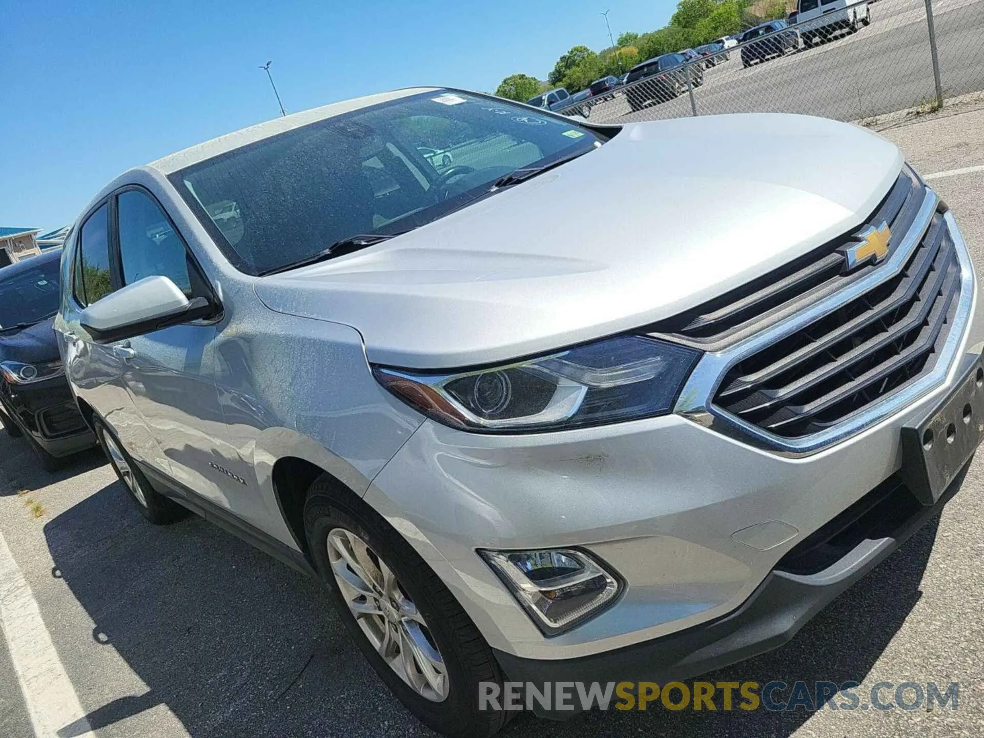 9 Photograph of a damaged car 2GNAXJEV6M6103969 CHEVROLET EQUINOX 2021