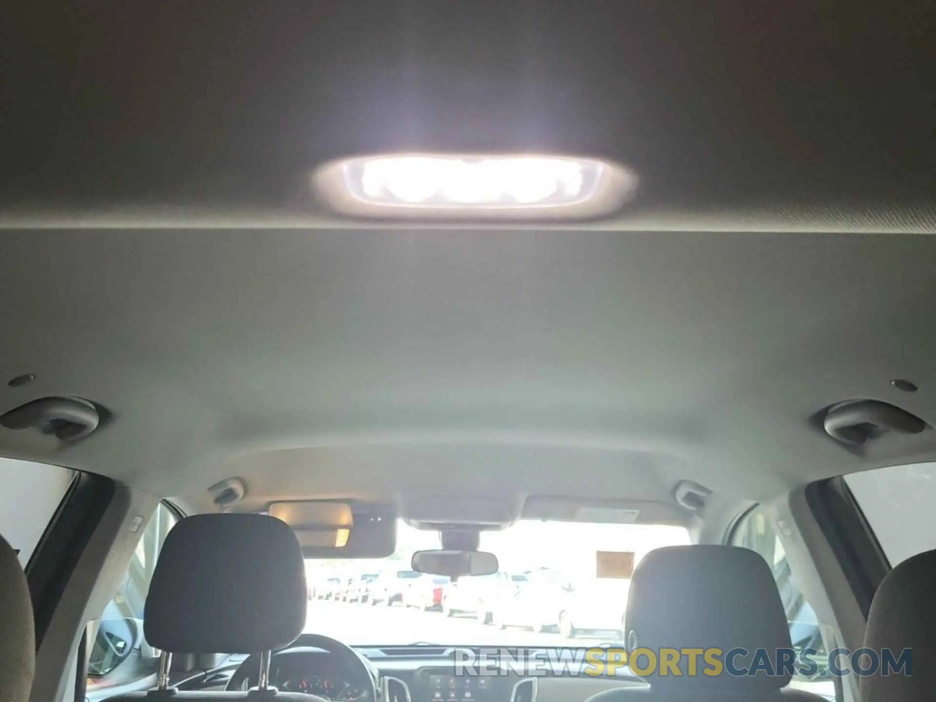 1 Photograph of a damaged car 2GNAXJEV7M6107724 CHEVROLET EQUINOX 2021