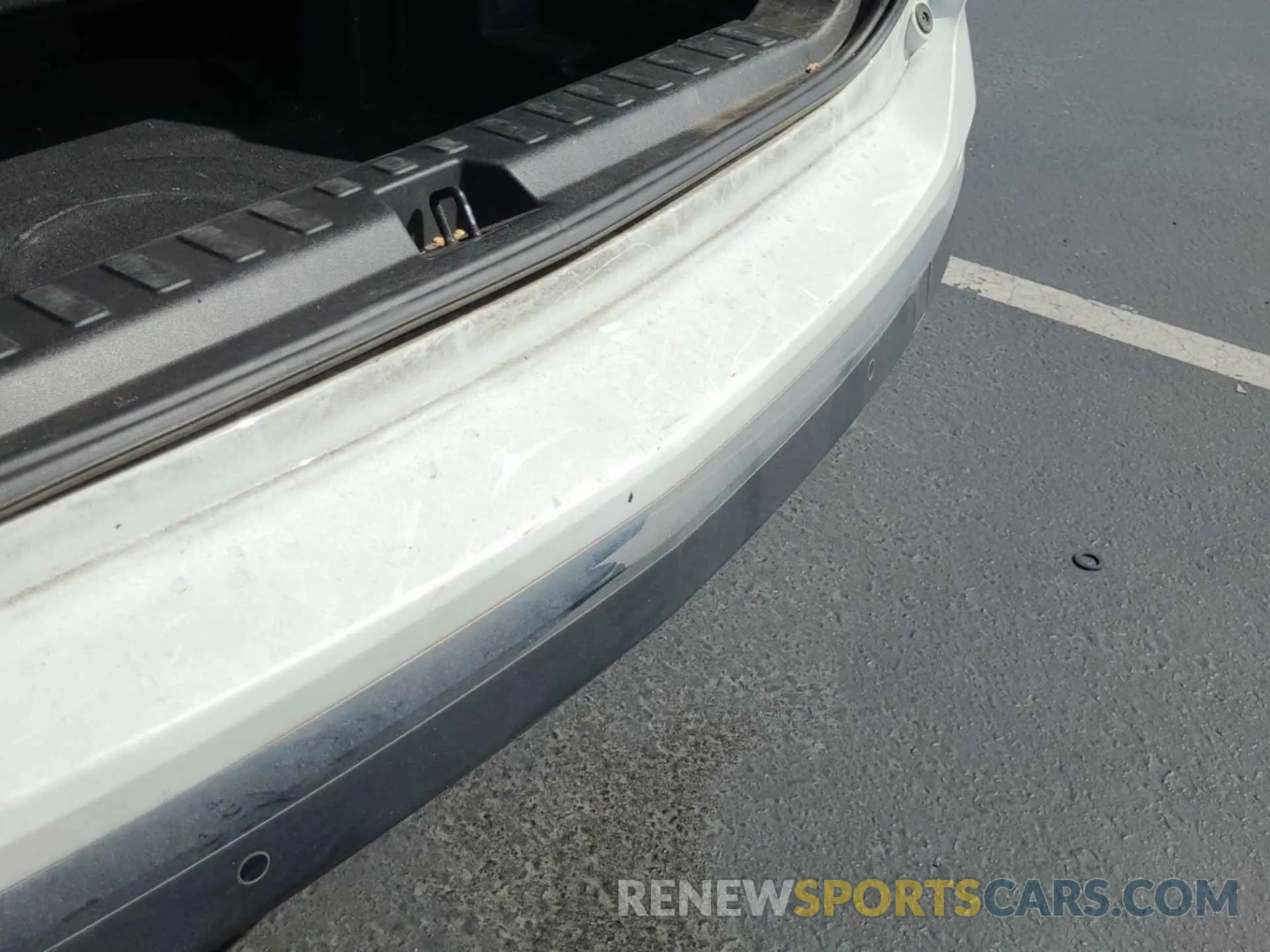 22 Photograph of a damaged car 2GNAXJEV7M6107724 CHEVROLET EQUINOX 2021