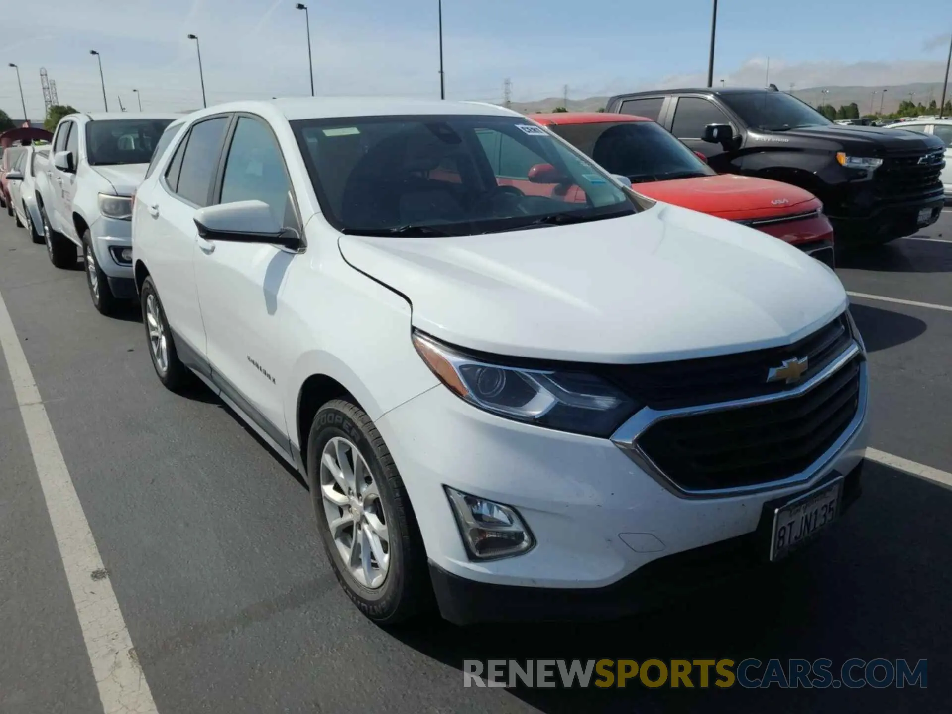 28 Photograph of a damaged car 2GNAXJEV7M6107724 CHEVROLET EQUINOX 2021