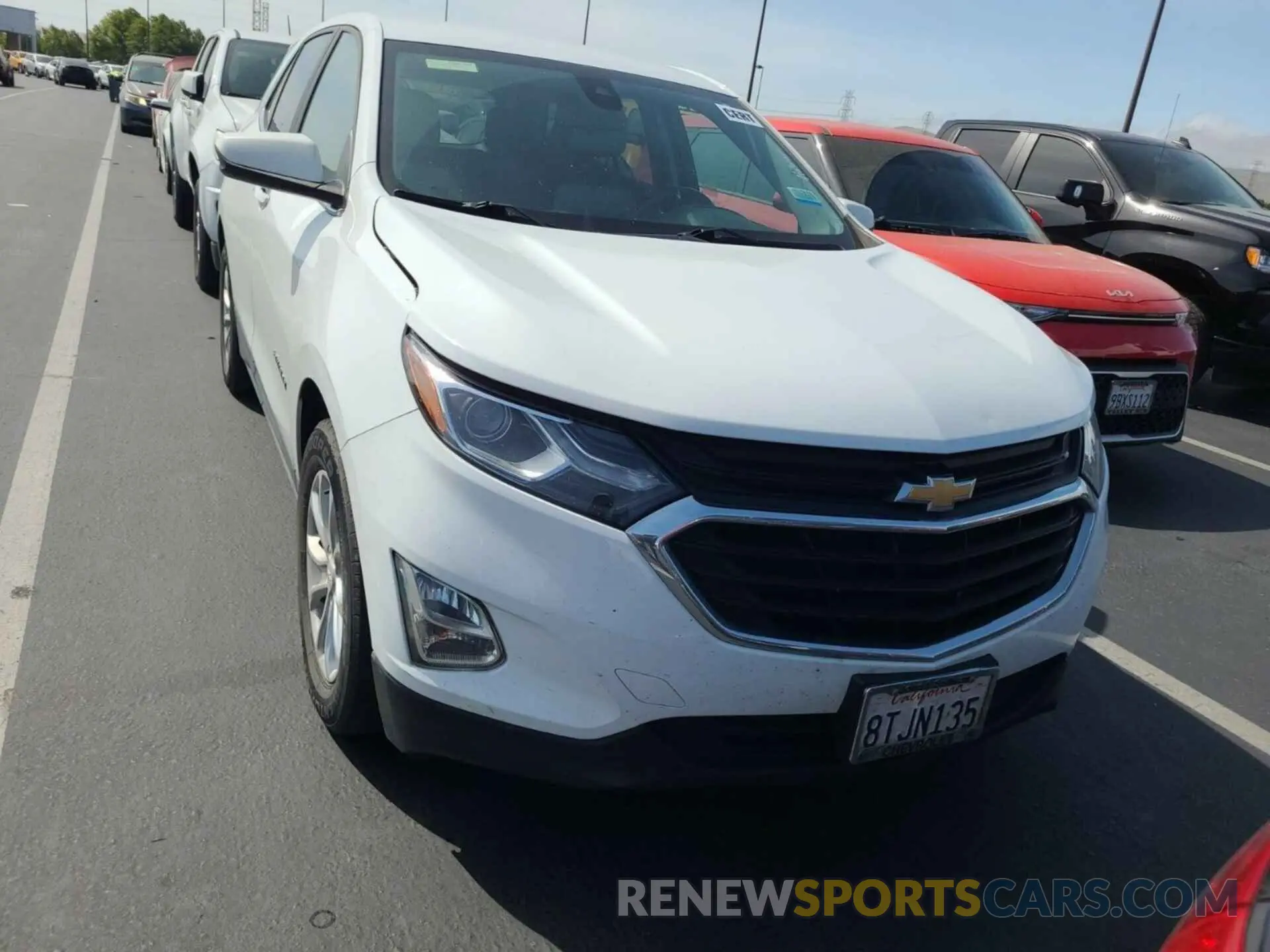 53 Photograph of a damaged car 2GNAXJEV7M6107724 CHEVROLET EQUINOX 2021