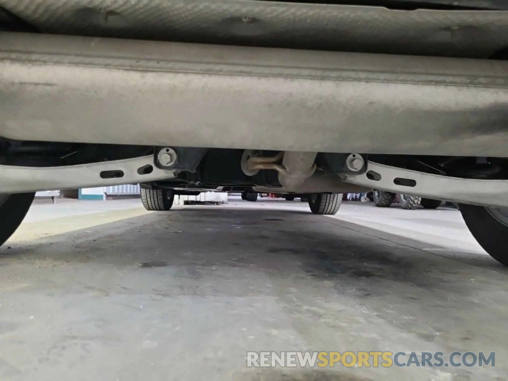 9 Photograph of a damaged car 2GNAXJEV7M6108470 CHEVROLET EQUINOX 2021