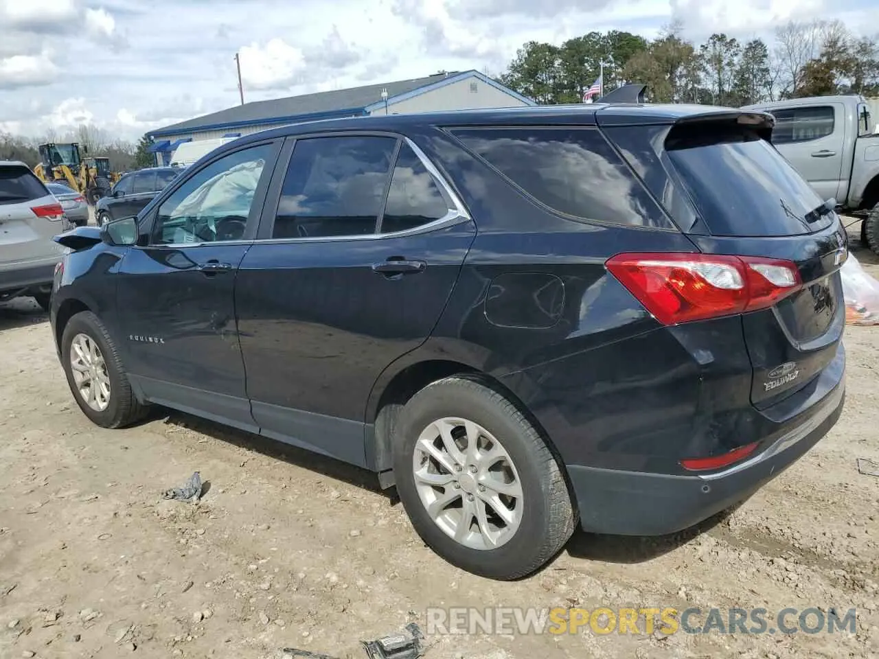 2 Photograph of a damaged car 2GNAXJEV7M6135684 CHEVROLET EQUINOX 2021