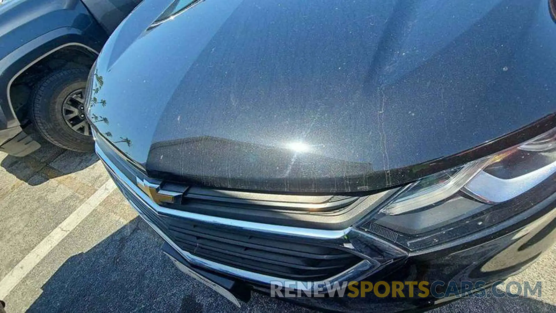 17 Photograph of a damaged car 2GNAXJEV8M6103875 CHEVROLET EQUINOX 2021