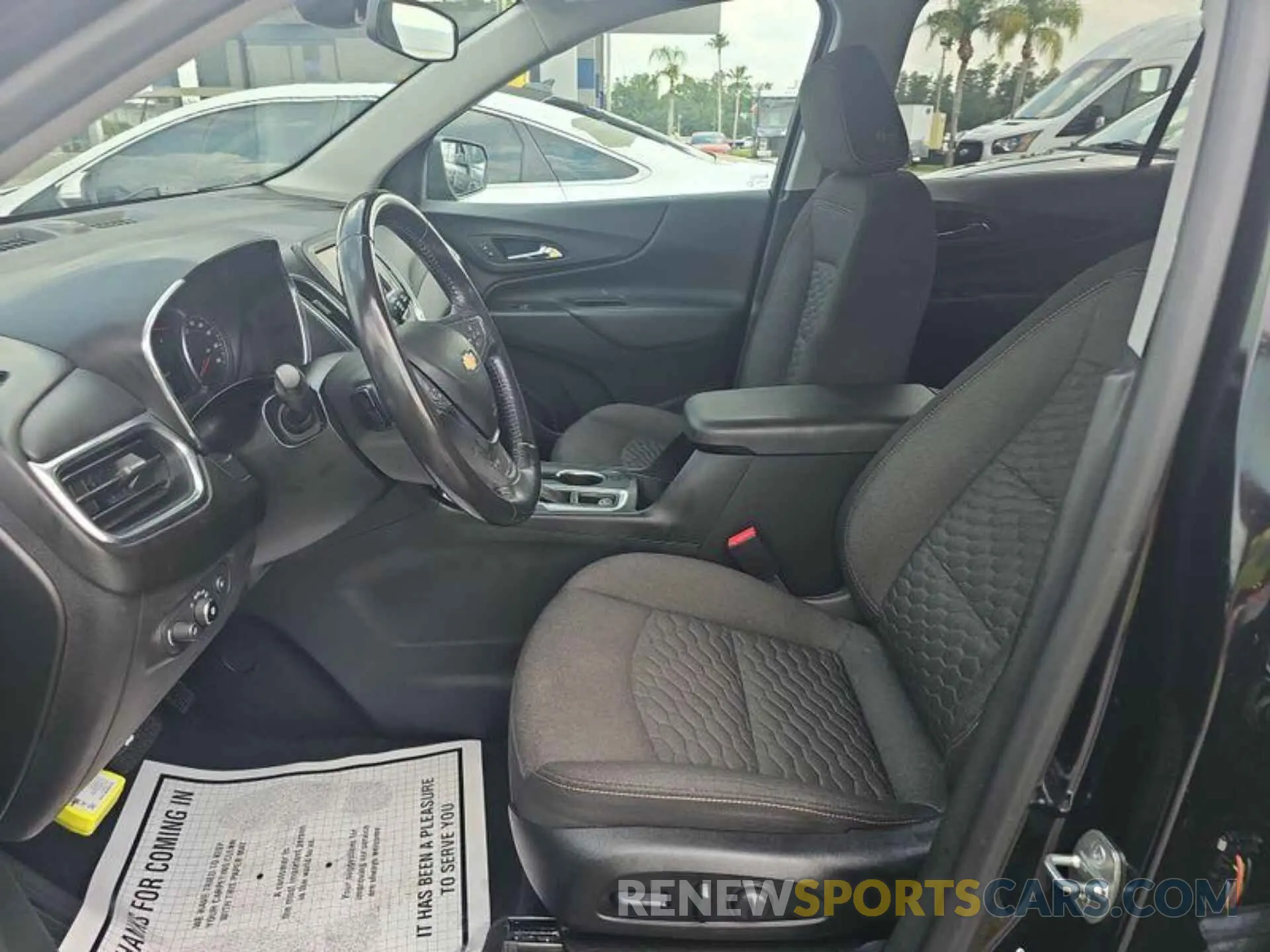 18 Photograph of a damaged car 2GNAXJEV8M6103875 CHEVROLET EQUINOX 2021