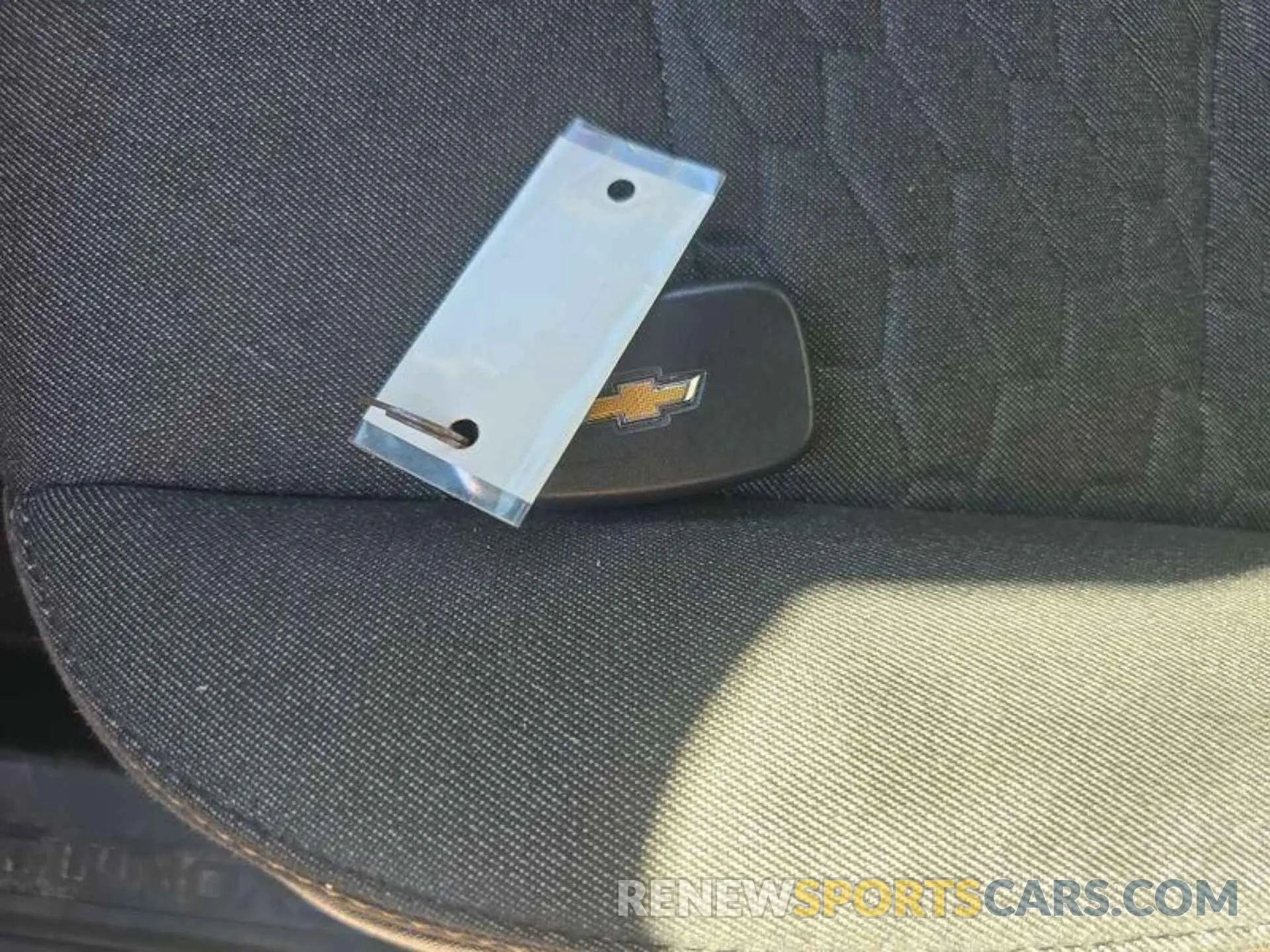 20 Photograph of a damaged car 2GNAXJEV8M6103875 CHEVROLET EQUINOX 2021
