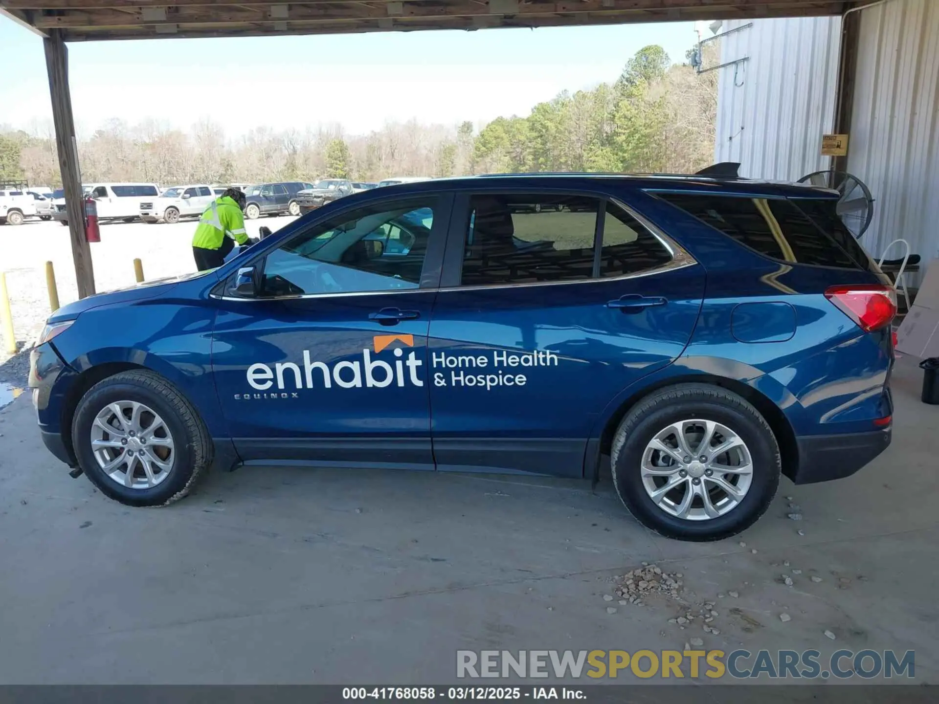 14 Photograph of a damaged car 2GNAXJEV8M6150677 CHEVROLET EQUINOX 2021