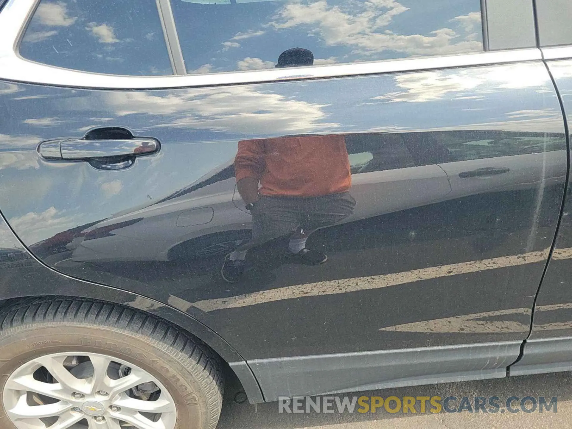10 Photograph of a damaged car 2GNAXJEV9M6107577 CHEVROLET EQUINOX 2021