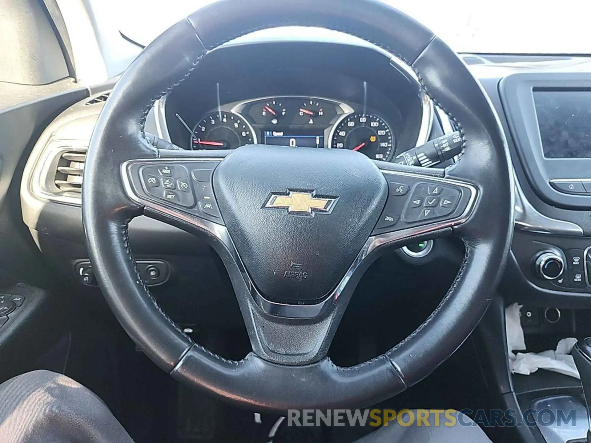 30 Photograph of a damaged car 2GNAXJEVXM6106910 CHEVROLET EQUINOX 2021