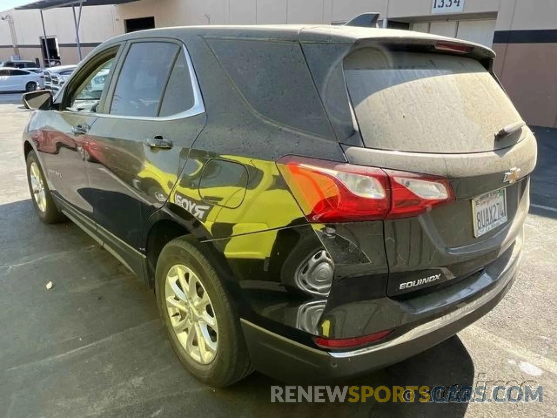 10 Photograph of a damaged car 2GNAXJEVXM6123545 CHEVROLET EQUINOX 2021