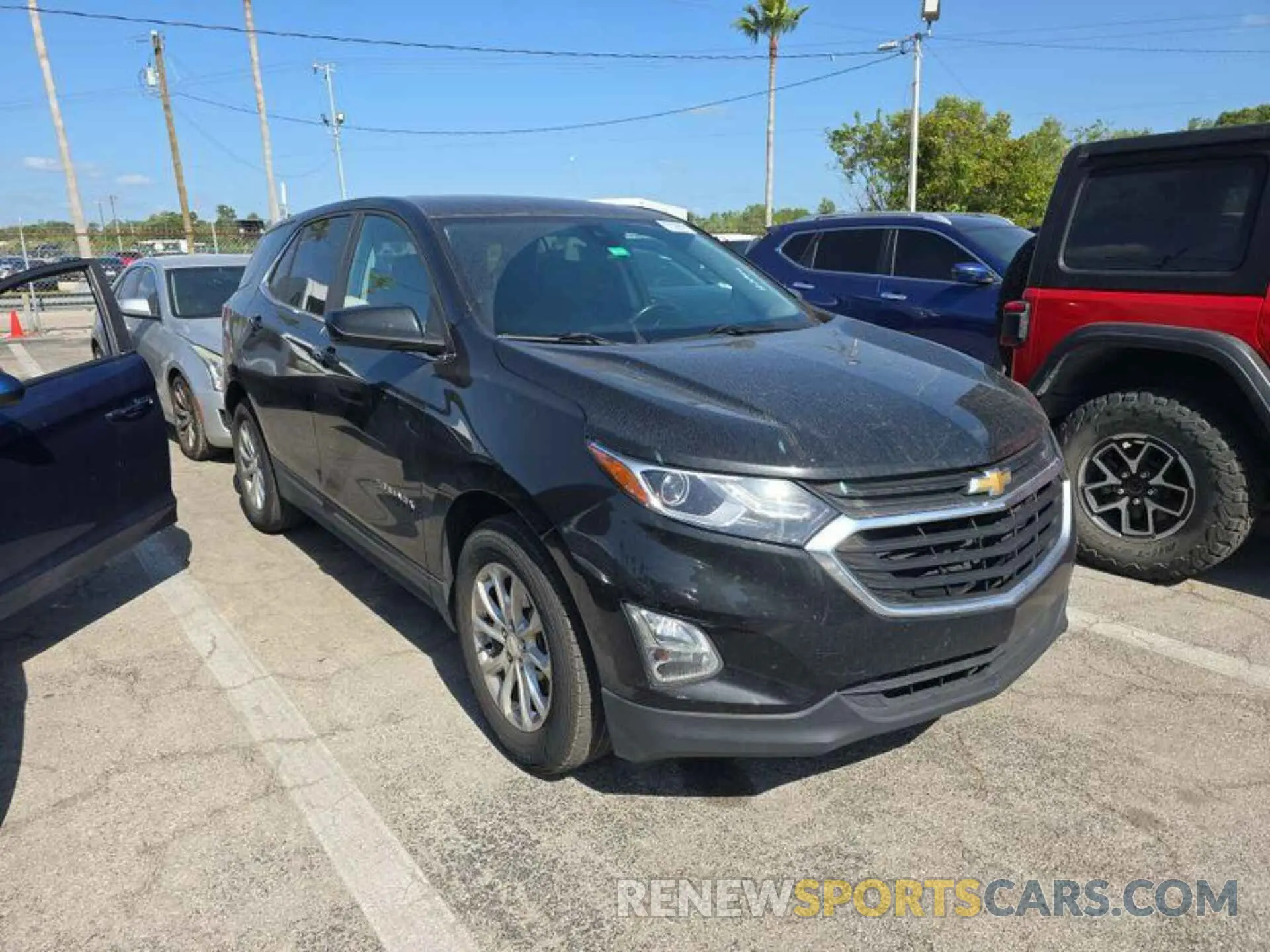 6 Photograph of a damaged car 2GNAXJEVXM6123867 CHEVROLET EQUINOX 2021