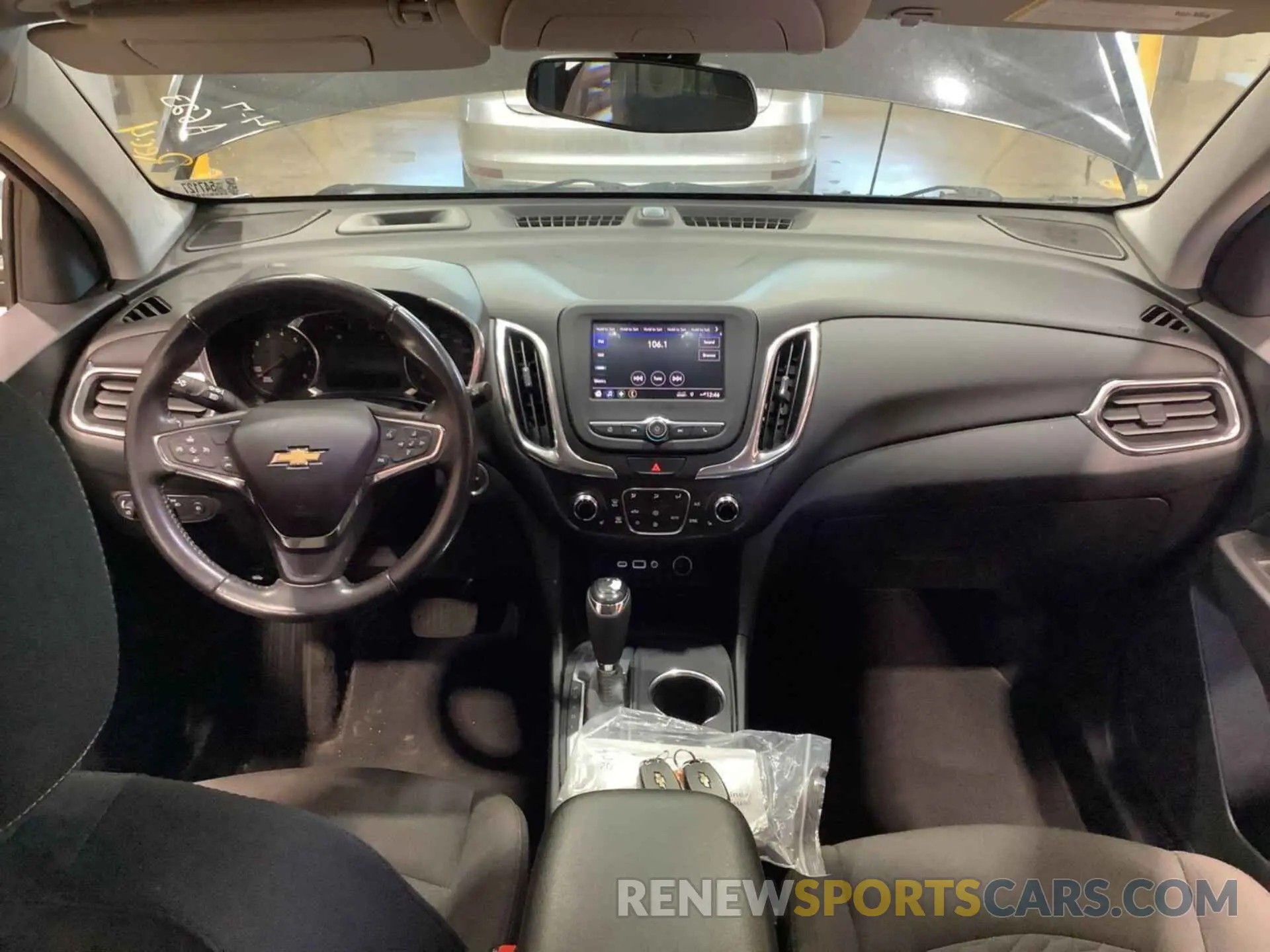 16 Photograph of a damaged car 2GNAXJEVXM6124923 CHEVROLET EQUINOX 2021