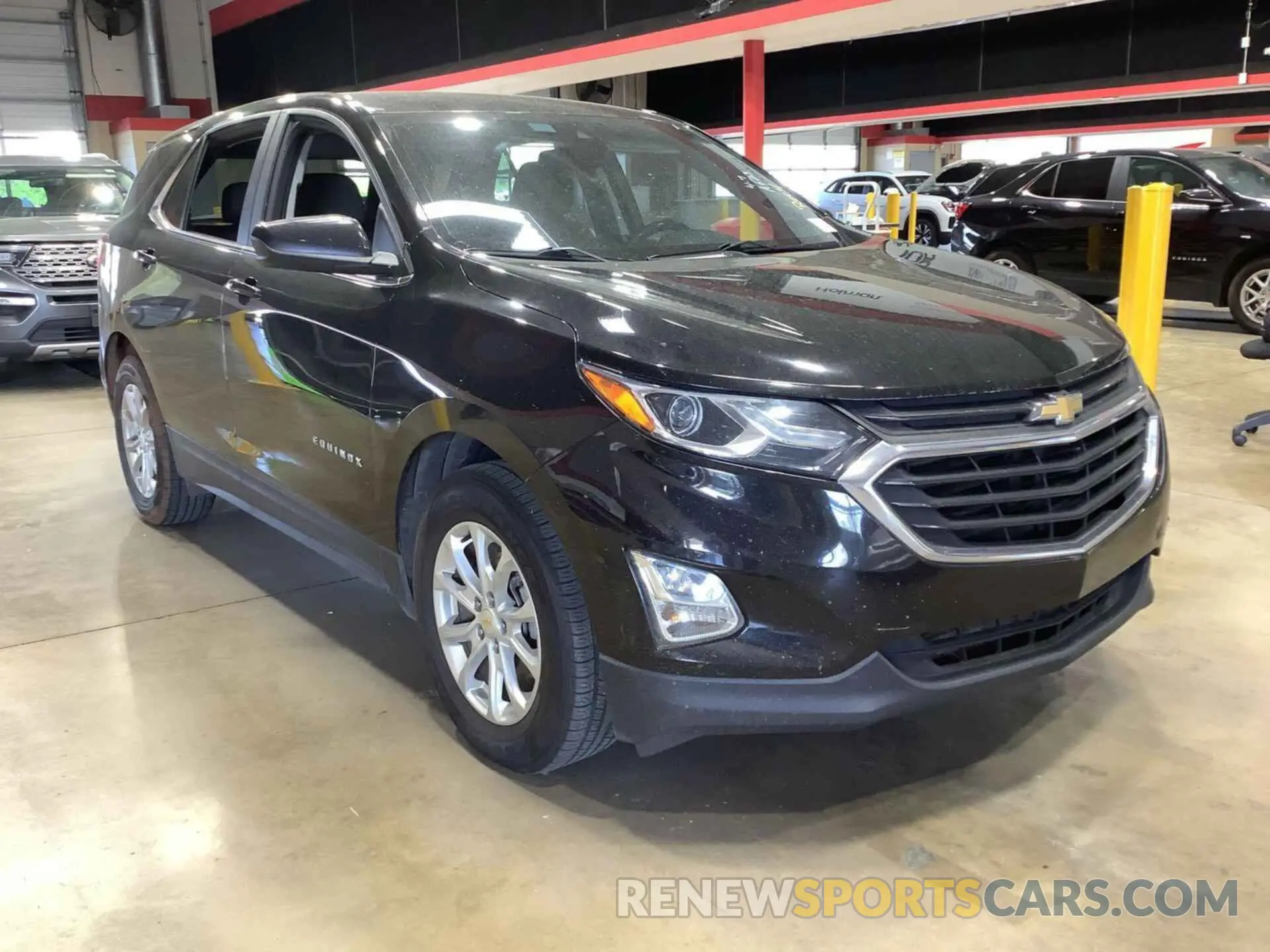 8 Photograph of a damaged car 2GNAXJEVXM6124923 CHEVROLET EQUINOX 2021