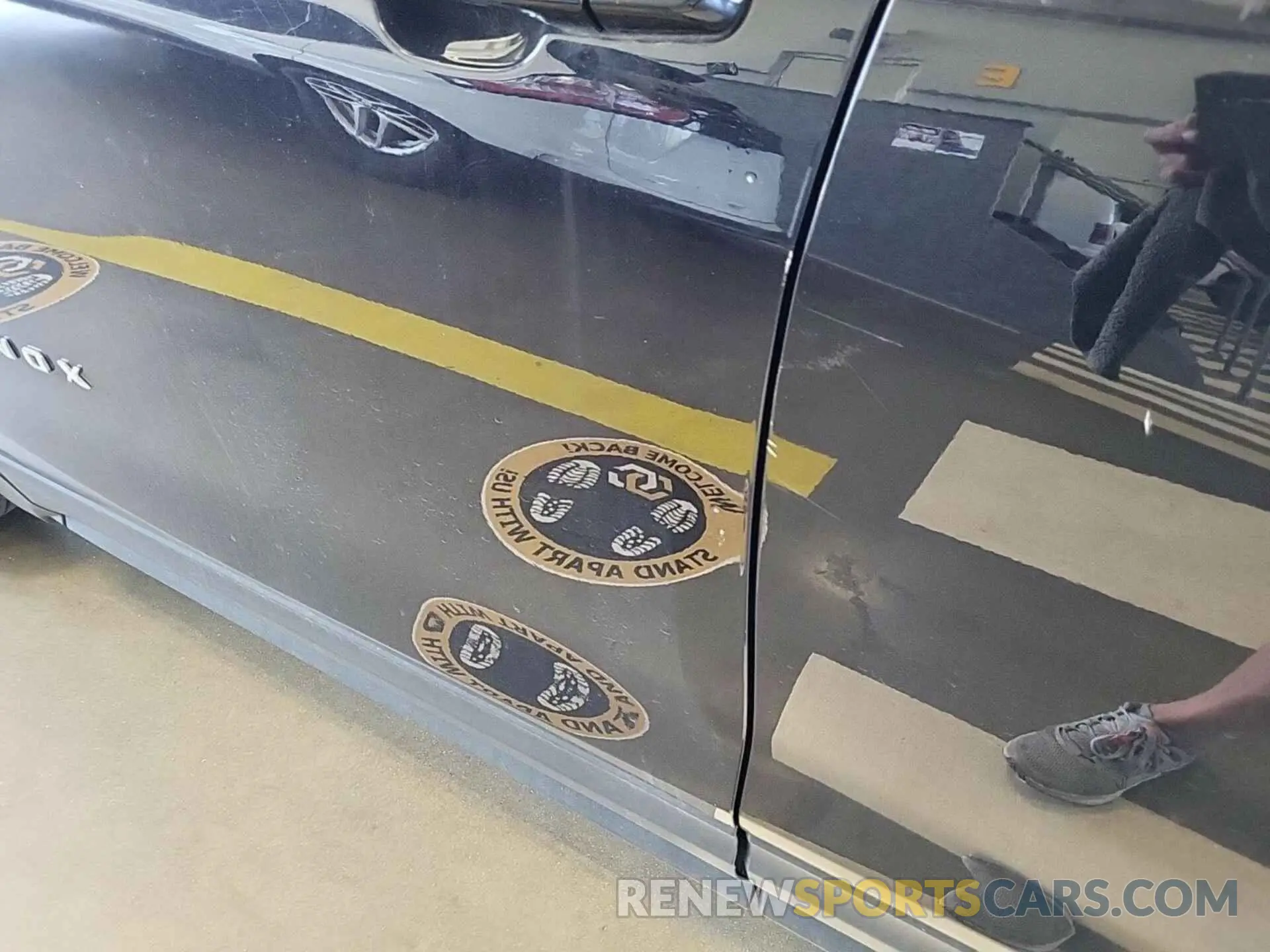 21 Photograph of a damaged car 2GNAXJEVXM6156951 CHEVROLET EQUINOX 2021