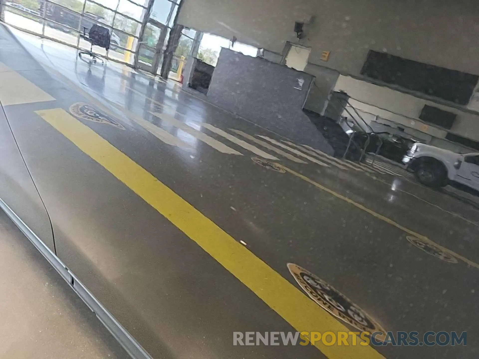 5 Photograph of a damaged car 2GNAXJEVXM6158439 CHEVROLET EQUINOX 2021