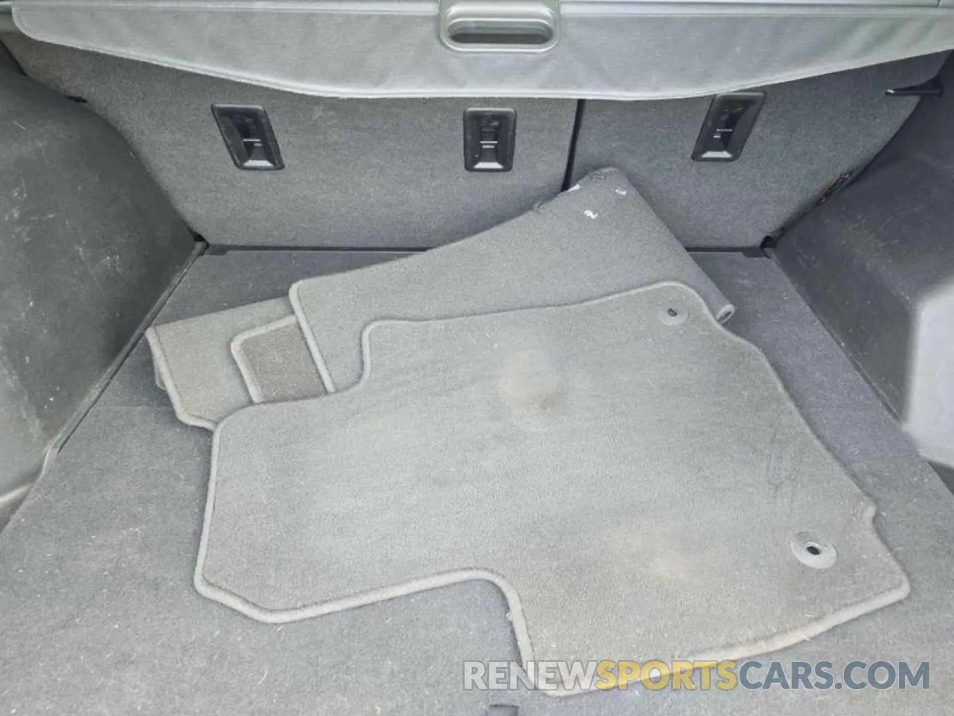 16 Photograph of a damaged car 2GNAXJEVXM6160210 CHEVROLET EQUINOX 2021