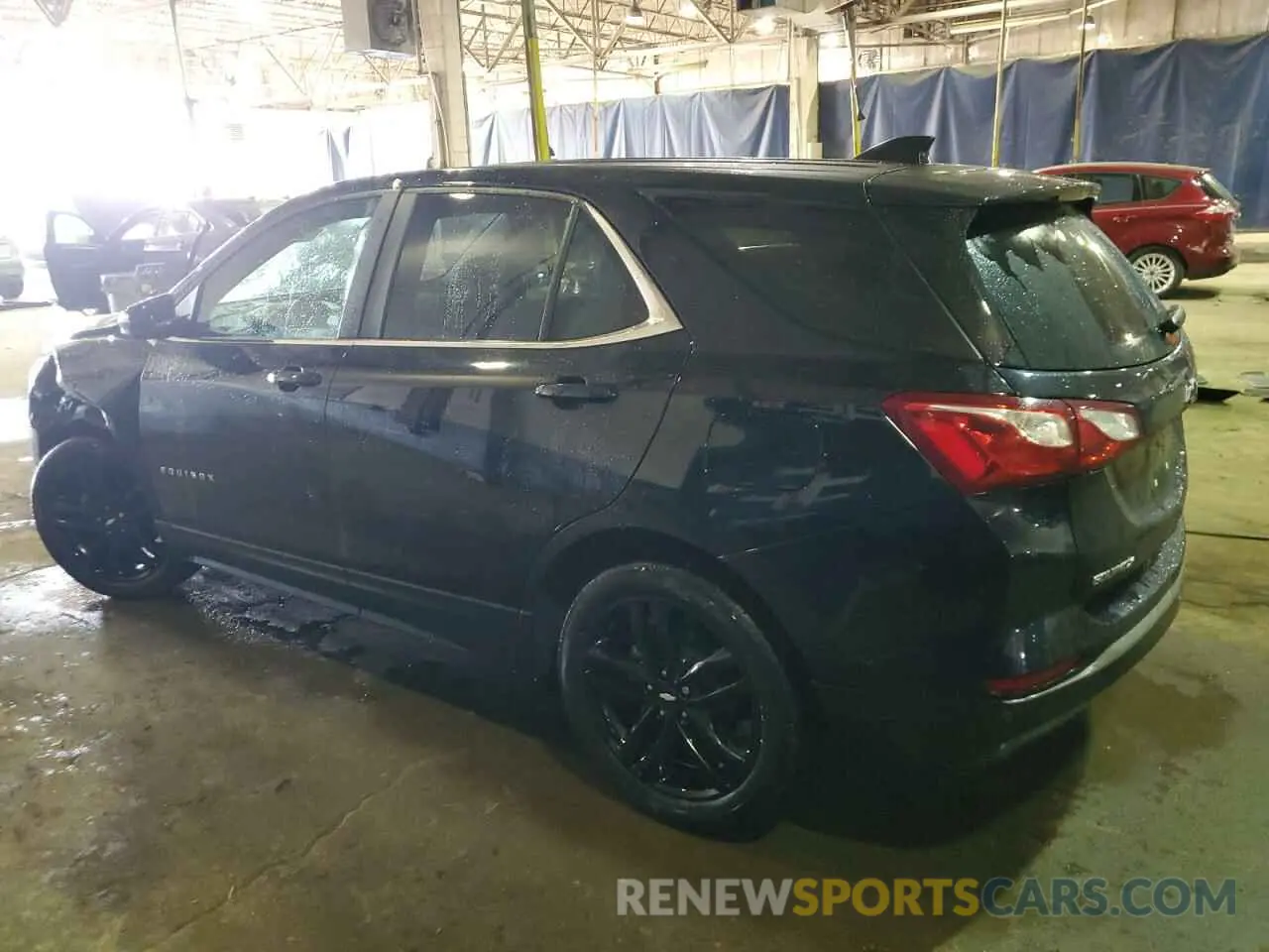 2 Photograph of a damaged car 2GNAXKEV0M6100216 CHEVROLET EQUINOX 2021