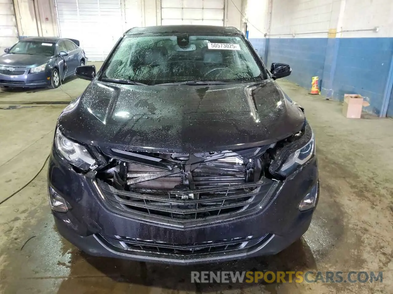 5 Photograph of a damaged car 2GNAXKEV0M6100216 CHEVROLET EQUINOX 2021