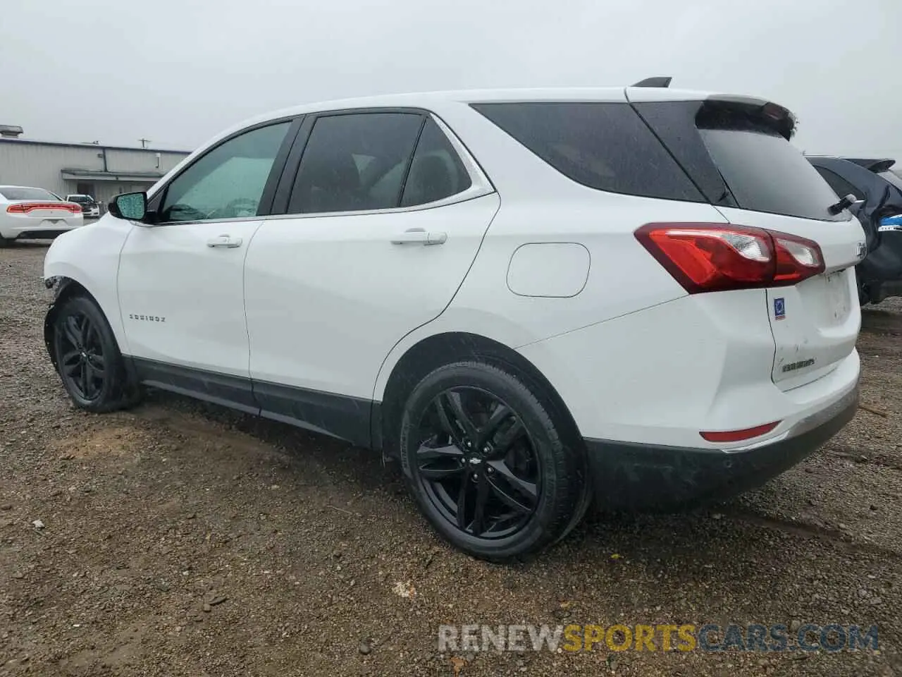 2 Photograph of a damaged car 2GNAXKEV0M6119137 CHEVROLET EQUINOX 2021