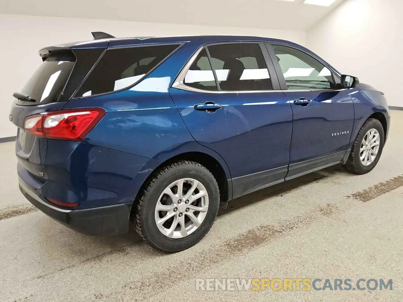 3 Photograph of a damaged car 2GNAXKEV0M6150680 CHEVROLET EQUINOX 2021