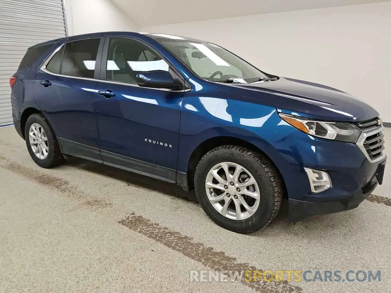 4 Photograph of a damaged car 2GNAXKEV0M6150680 CHEVROLET EQUINOX 2021