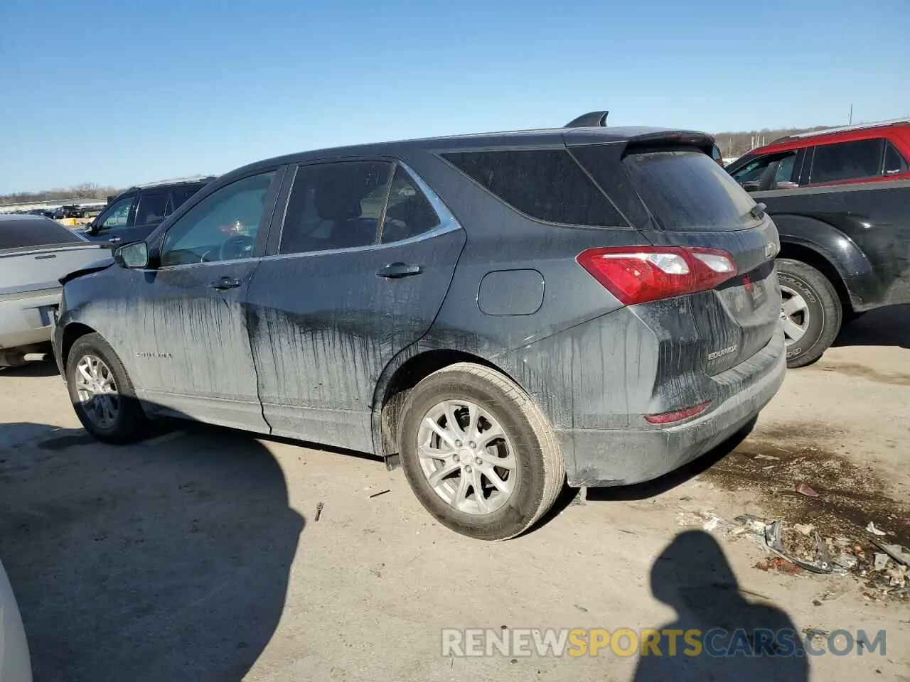 2 Photograph of a damaged car 2GNAXKEV1M6101097 CHEVROLET EQUINOX 2021