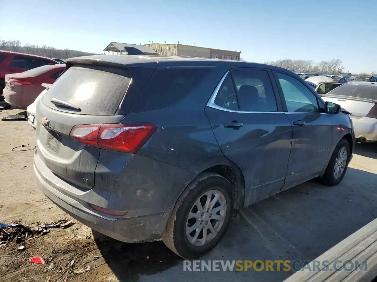 3 Photograph of a damaged car 2GNAXKEV1M6101097 CHEVROLET EQUINOX 2021
