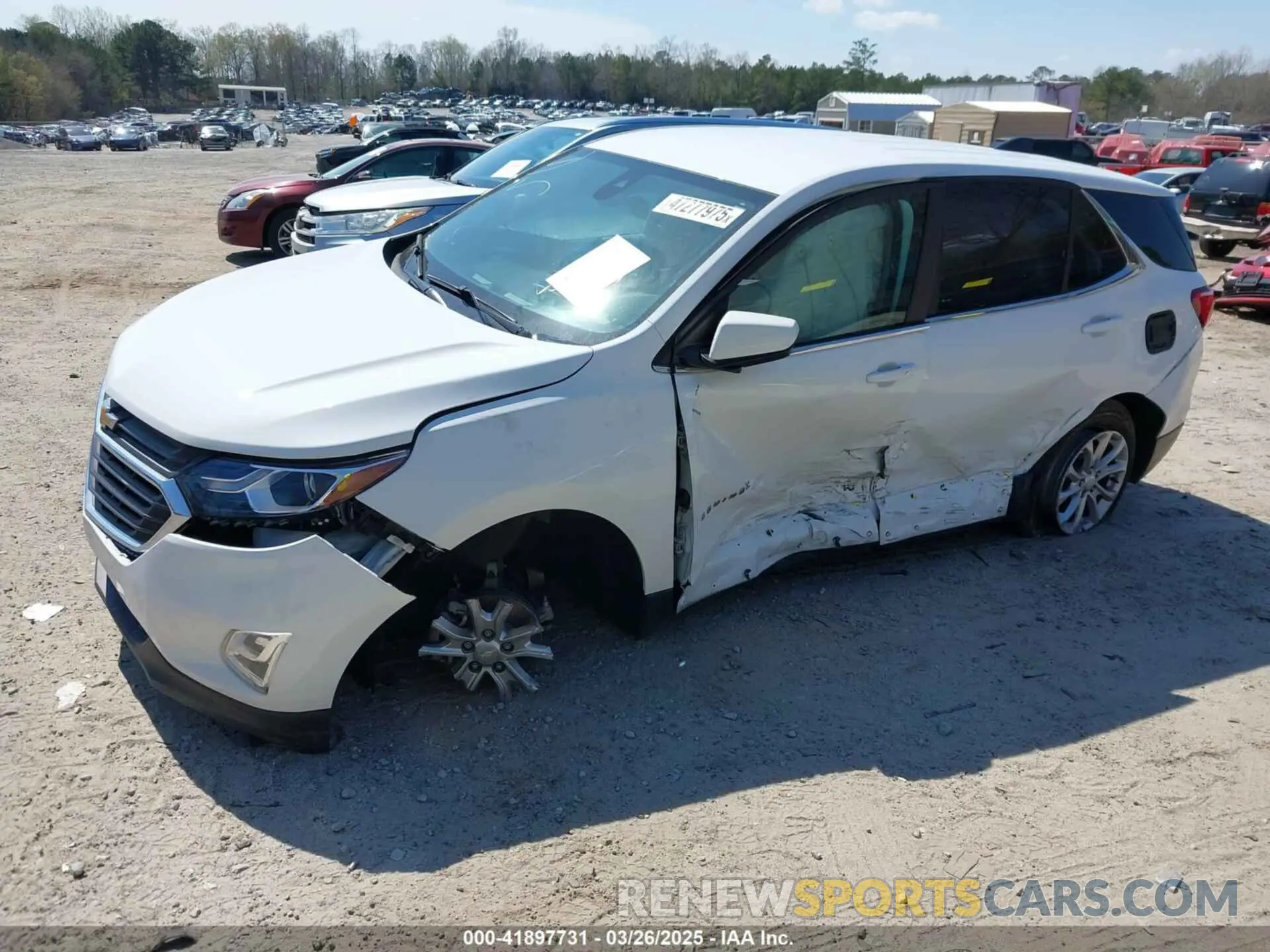 2 Photograph of a damaged car 2GNAXKEV1M6112164 CHEVROLET EQUINOX 2021