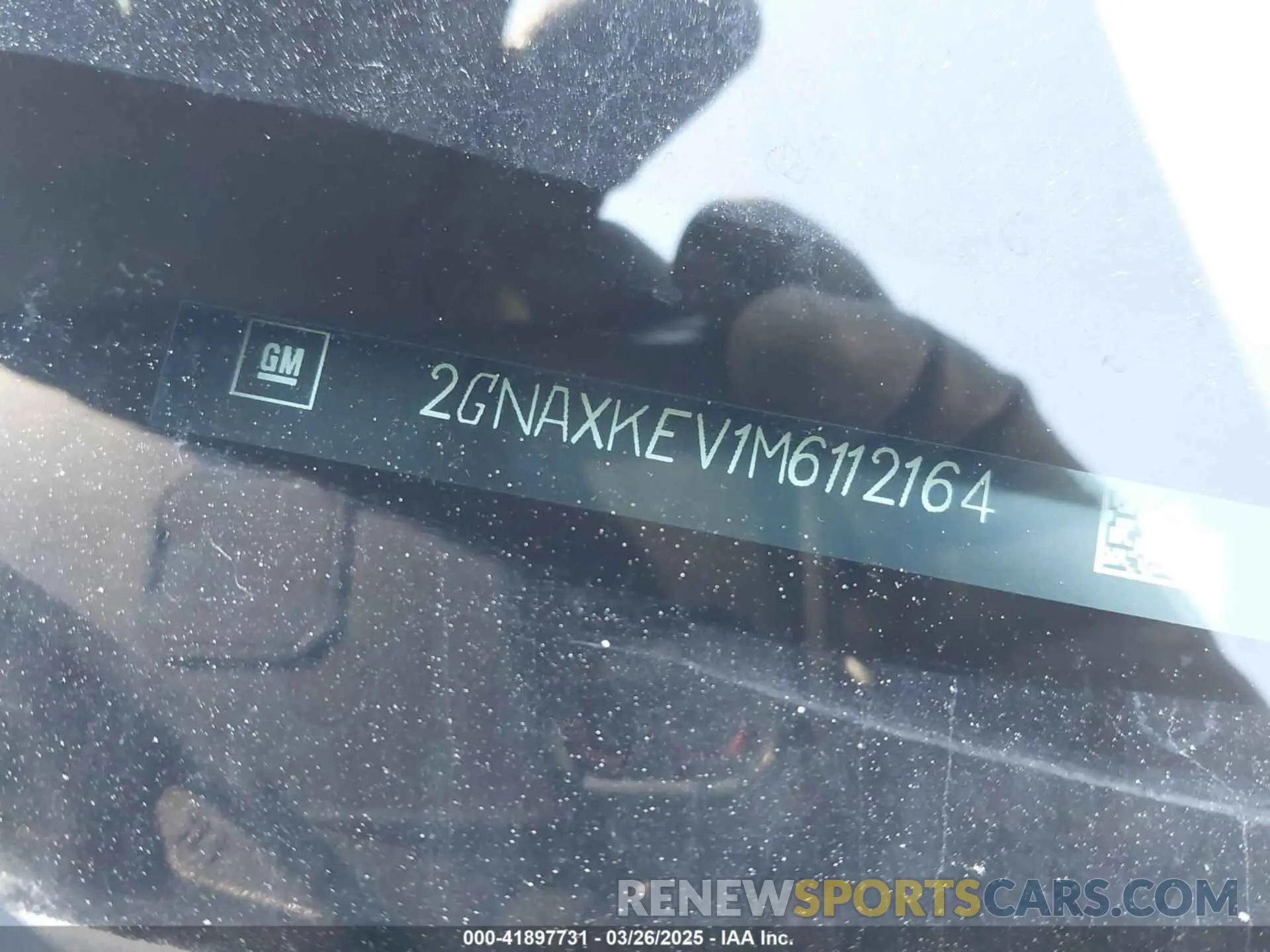 9 Photograph of a damaged car 2GNAXKEV1M6112164 CHEVROLET EQUINOX 2021