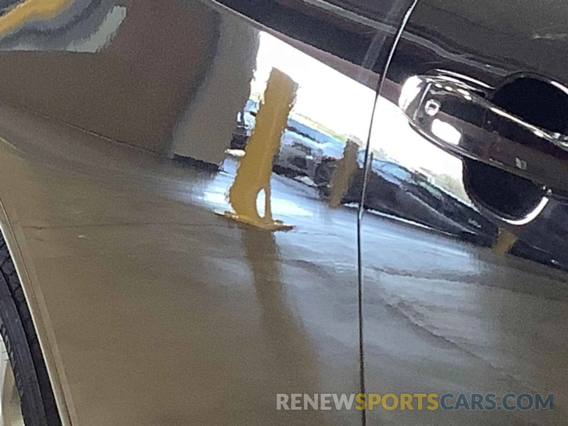 2 Photograph of a damaged car 2GNAXKEV1M6123908 CHEVROLET EQUINOX 2021