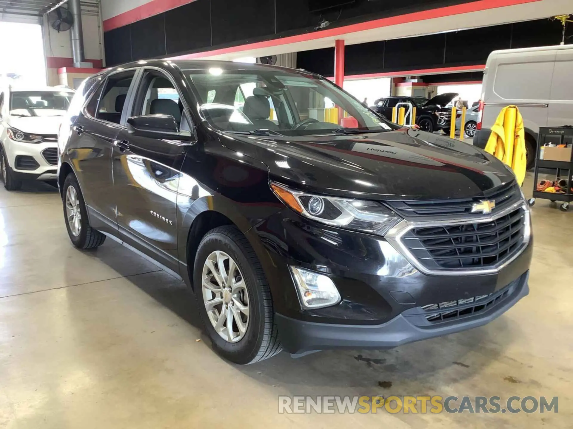 3 Photograph of a damaged car 2GNAXKEV1M6123908 CHEVROLET EQUINOX 2021