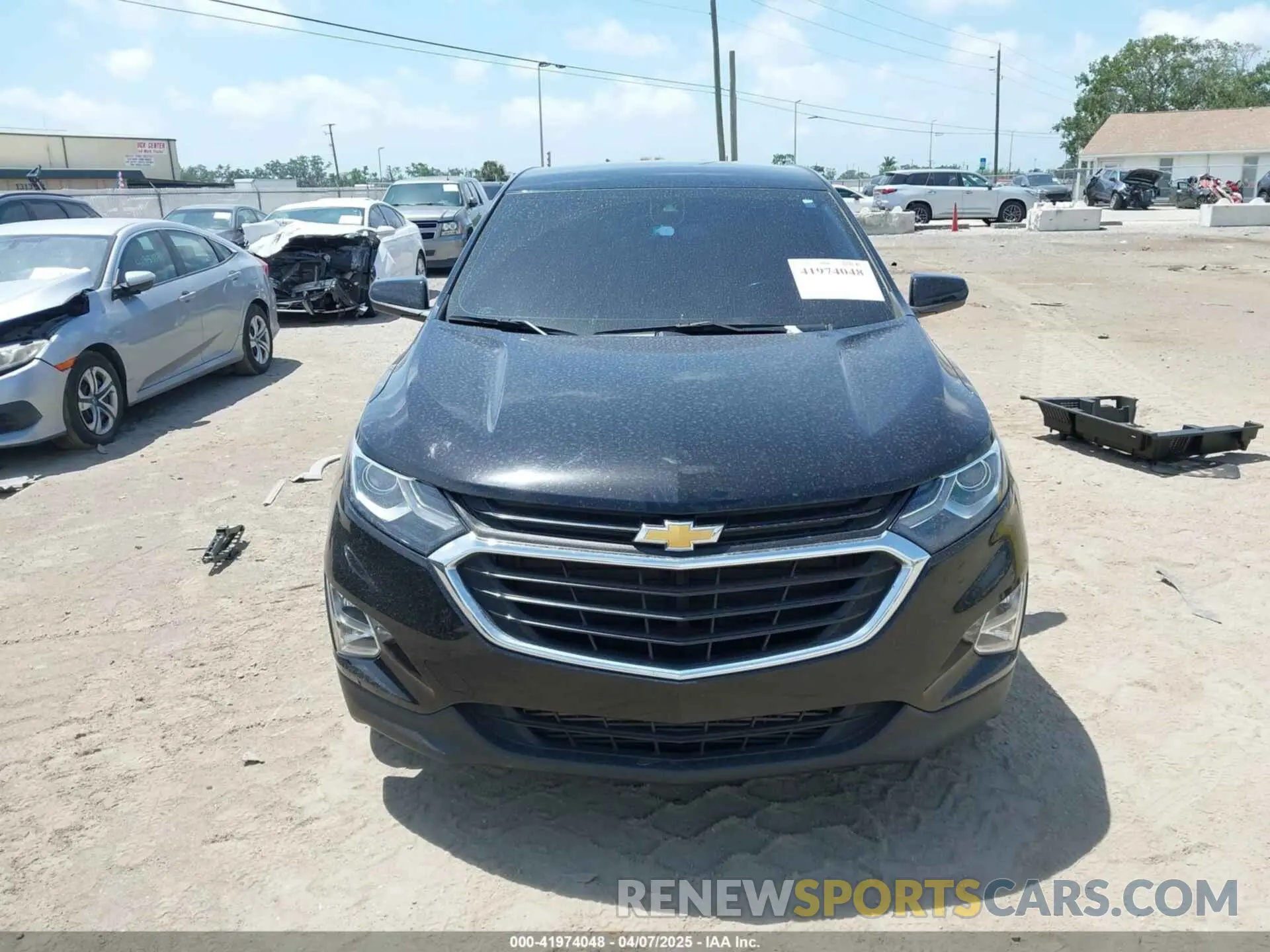 12 Photograph of a damaged car 2GNAXKEV1M6159310 CHEVROLET EQUINOX 2021