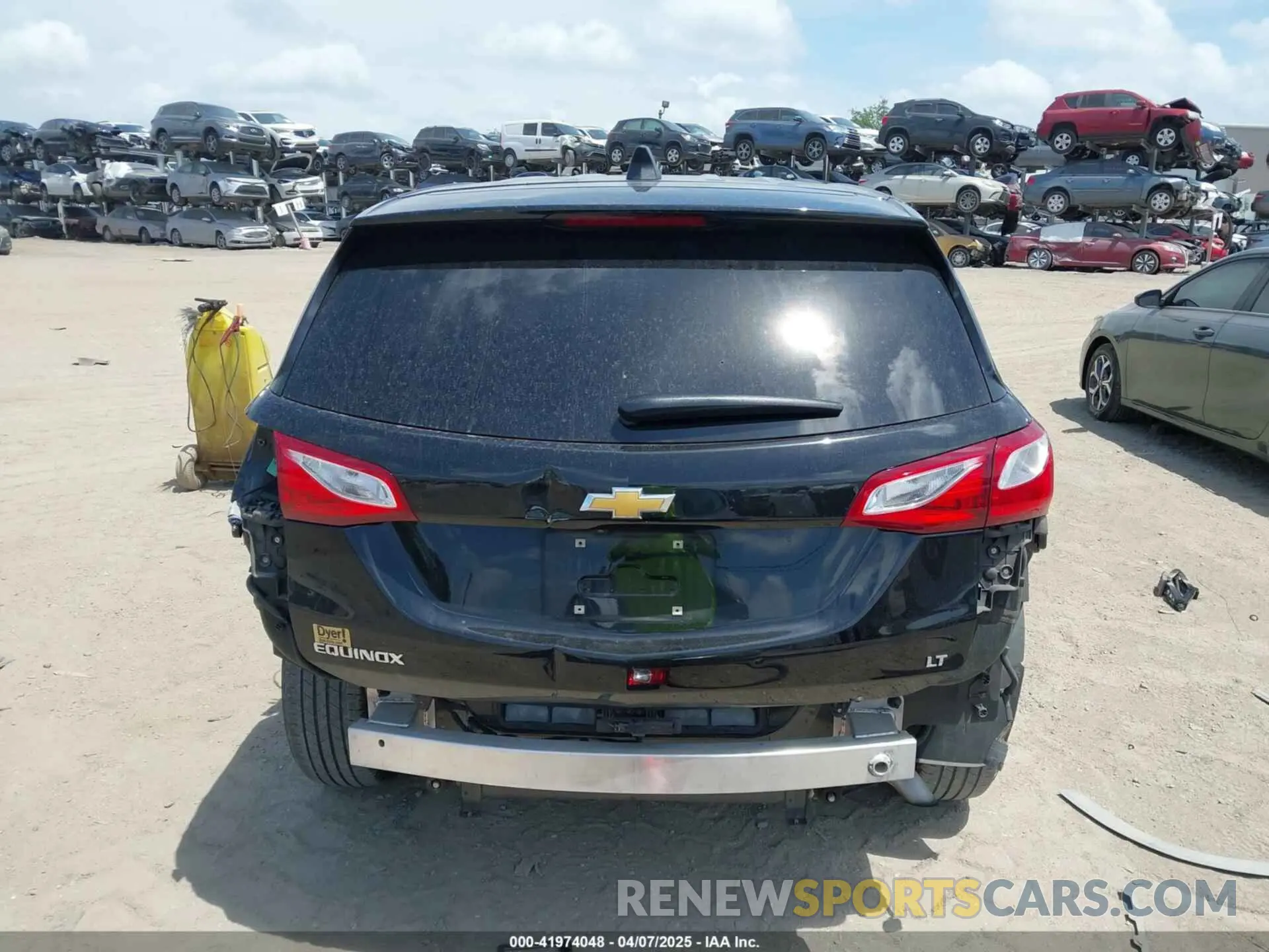 16 Photograph of a damaged car 2GNAXKEV1M6159310 CHEVROLET EQUINOX 2021