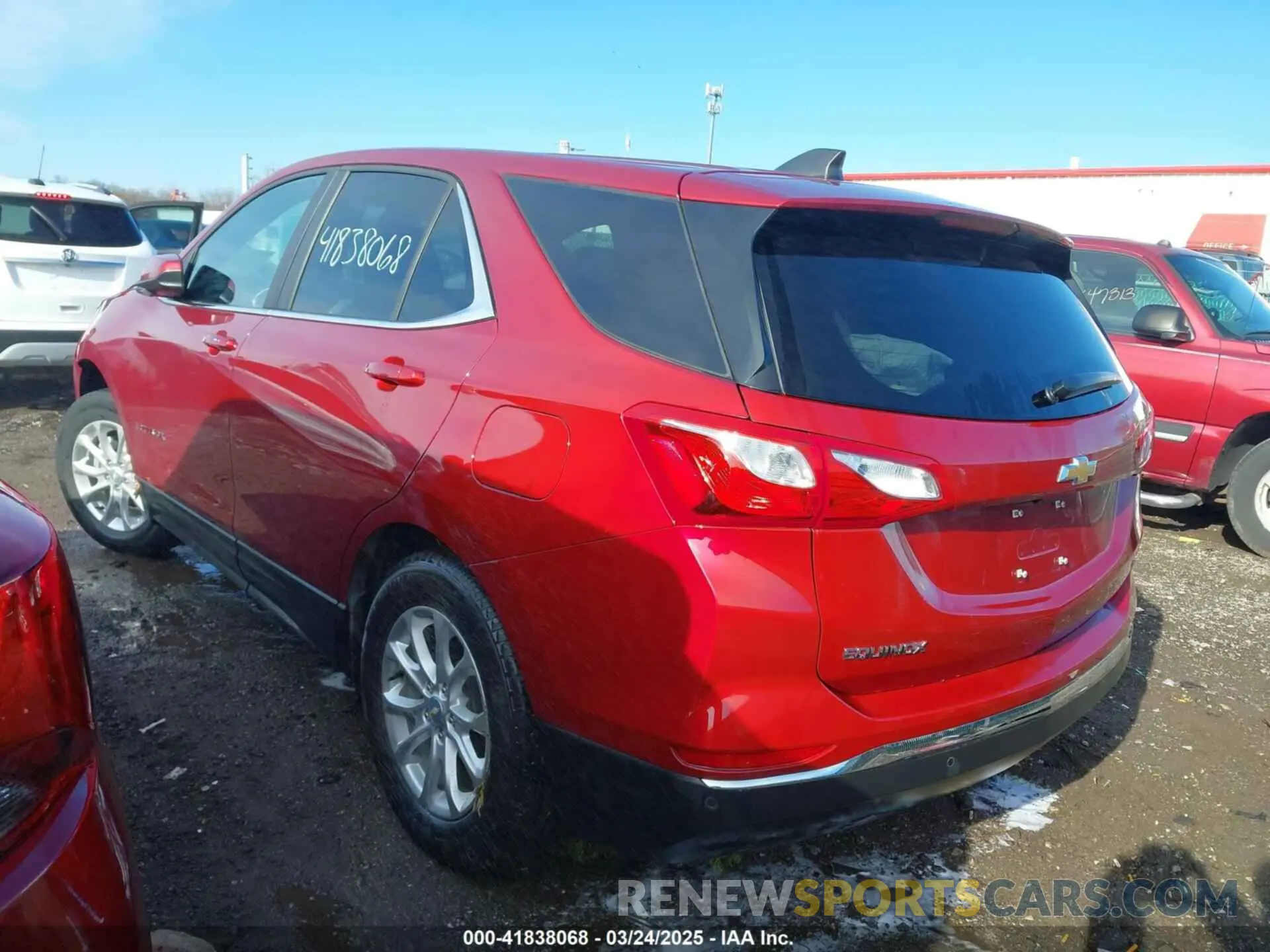 3 Photograph of a damaged car 2GNAXKEV2M6132472 CHEVROLET EQUINOX 2021
