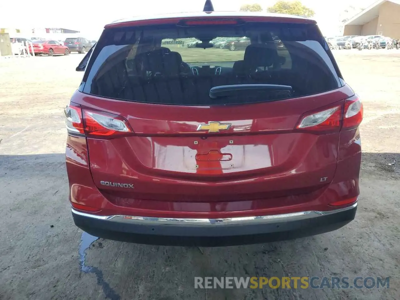6 Photograph of a damaged car 2GNAXKEV2M6149532 CHEVROLET EQUINOX 2021