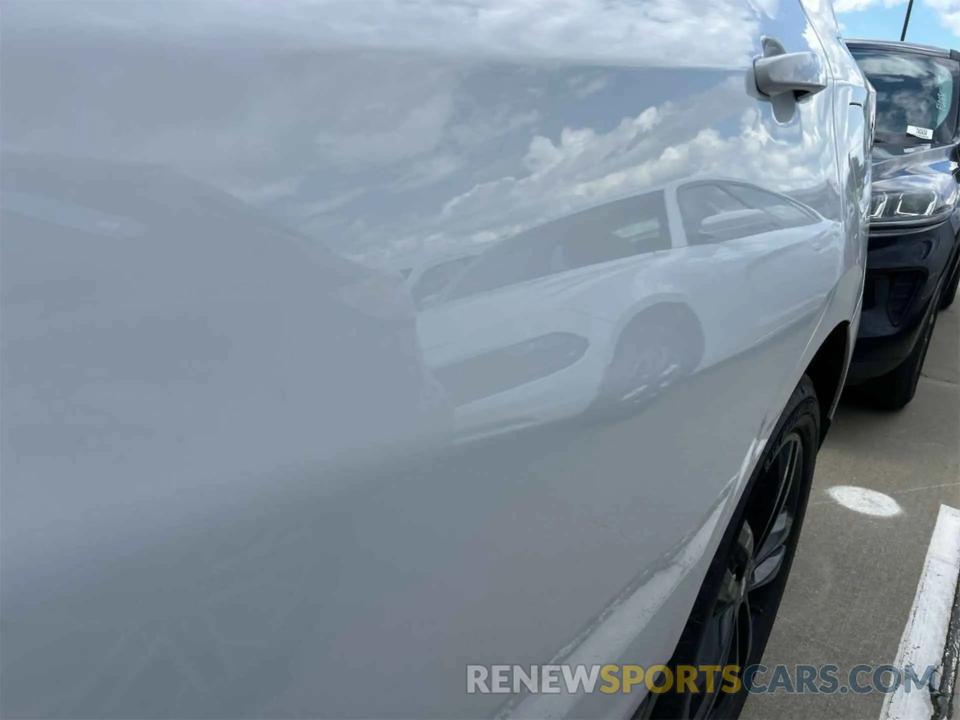 10 Photograph of a damaged car 2GNAXKEV3M6115146 CHEVROLET EQUINOX 2021