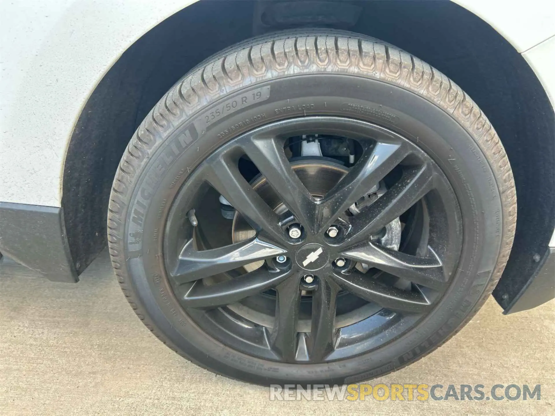 12 Photograph of a damaged car 2GNAXKEV3M6115146 CHEVROLET EQUINOX 2021