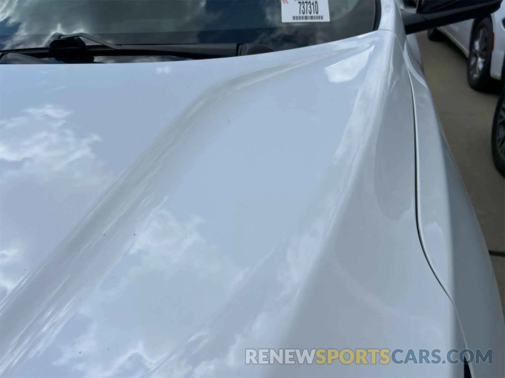 8 Photograph of a damaged car 2GNAXKEV3M6115146 CHEVROLET EQUINOX 2021