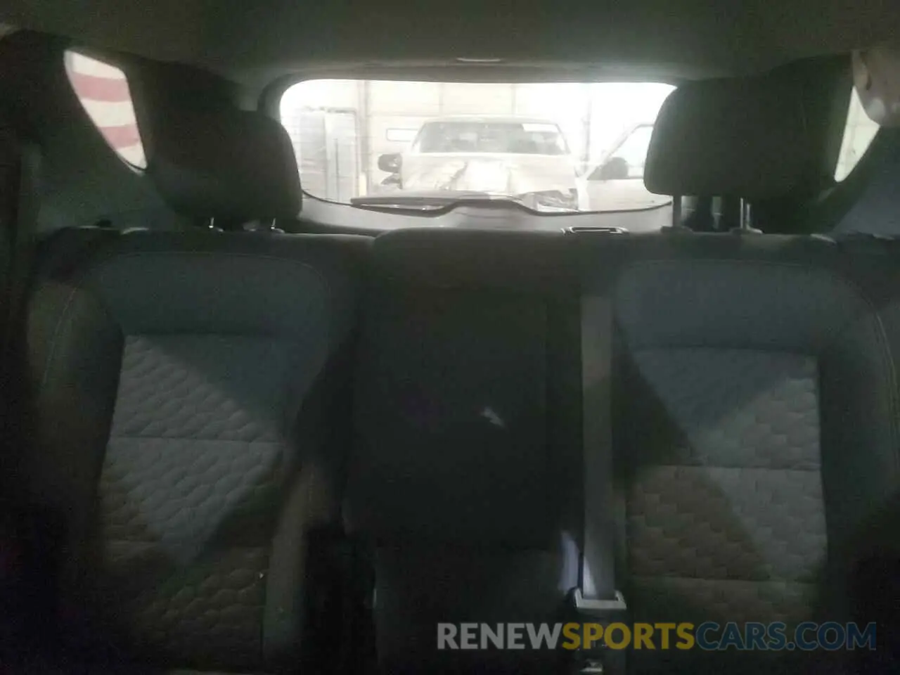 10 Photograph of a damaged car 2GNAXKEV3M6148938 CHEVROLET EQUINOX 2021