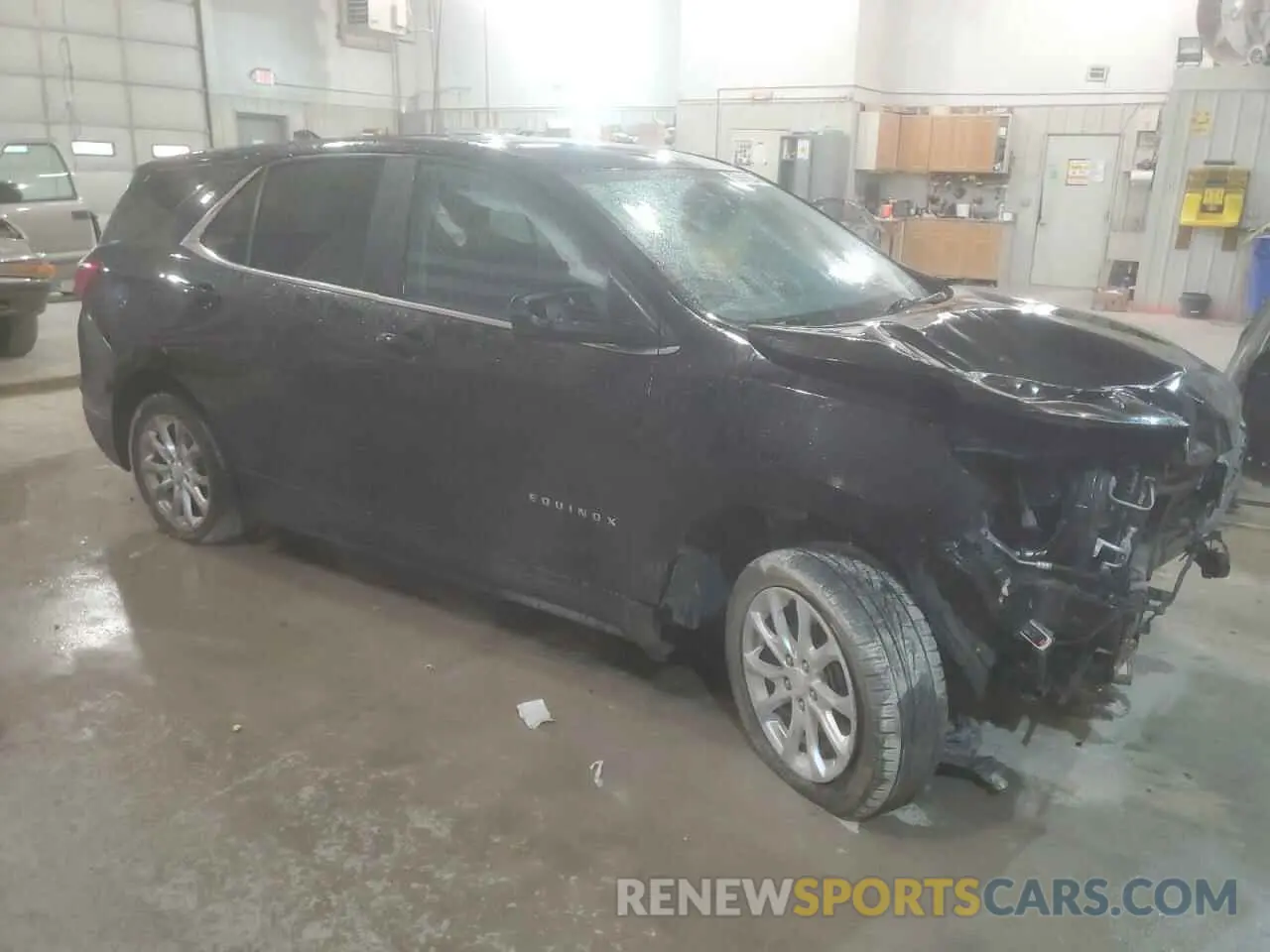 4 Photograph of a damaged car 2GNAXKEV3M6148938 CHEVROLET EQUINOX 2021