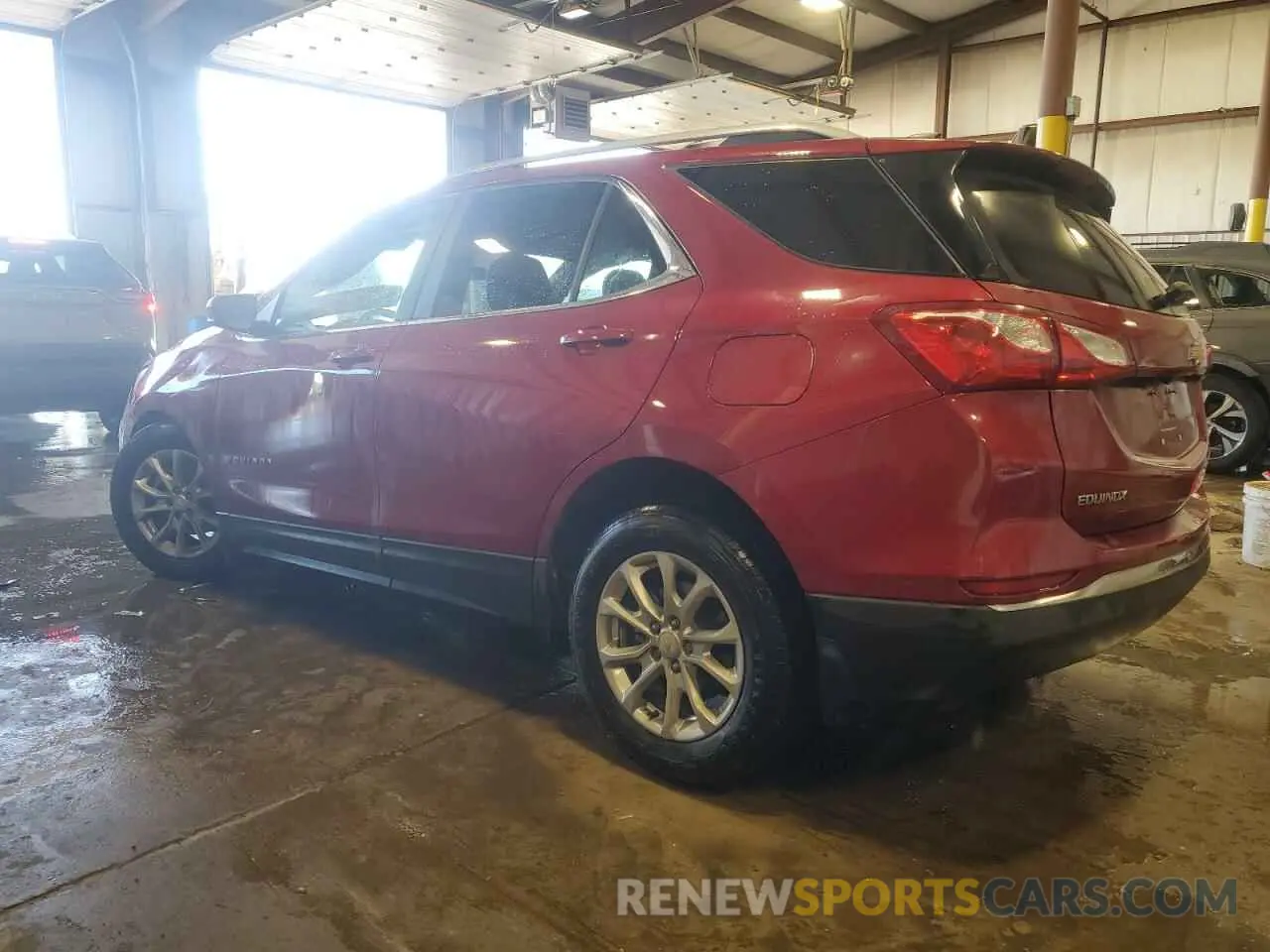 2 Photograph of a damaged car 2GNAXKEV4M6150388 CHEVROLET EQUINOX 2021