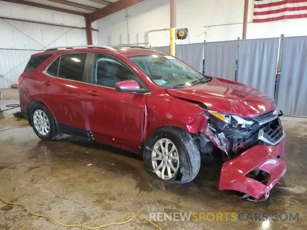 4 Photograph of a damaged car 2GNAXKEV4M6150388 CHEVROLET EQUINOX 2021