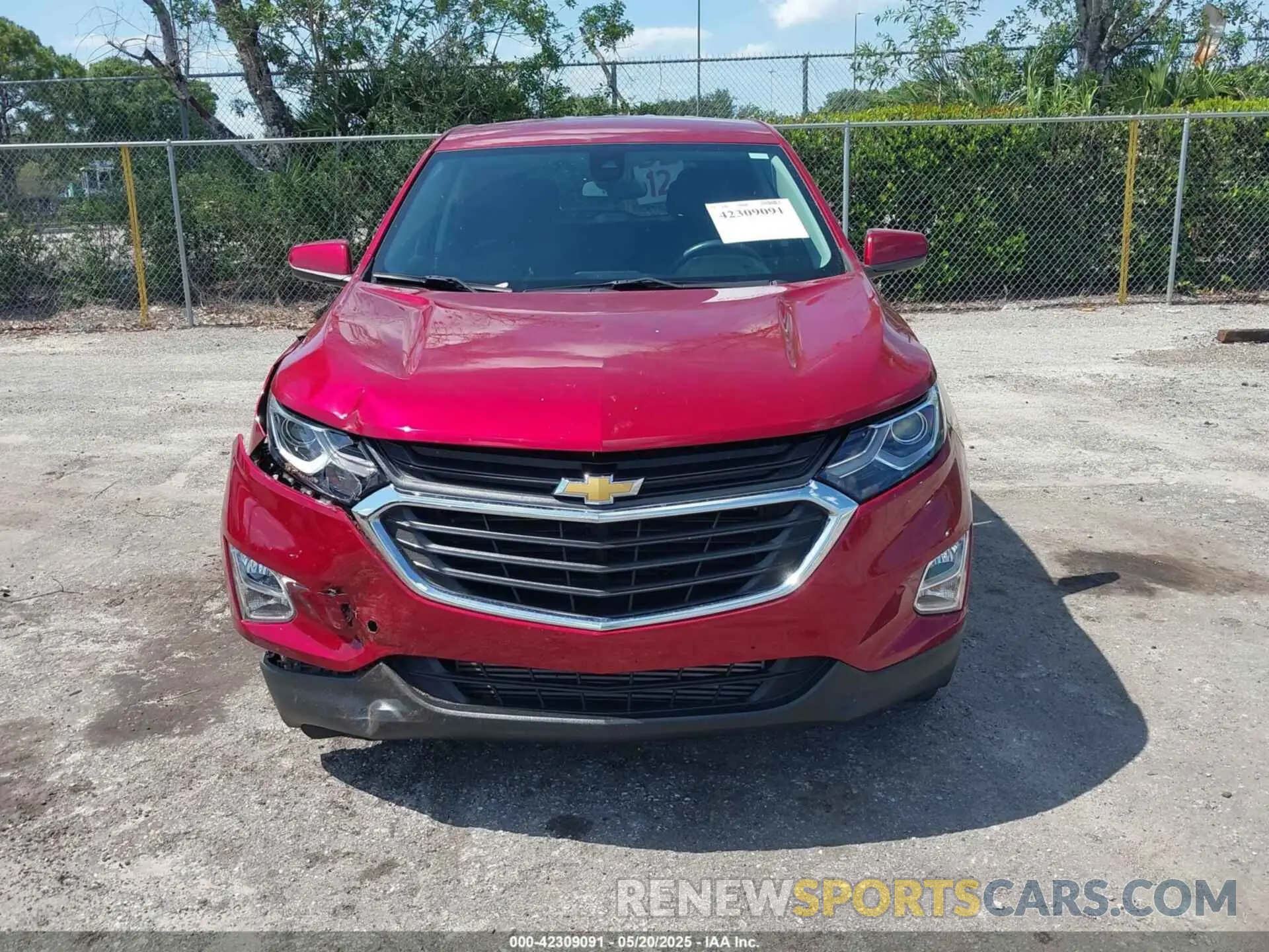12 Photograph of a damaged car 2GNAXKEV4M6158331 CHEVROLET EQUINOX 2021