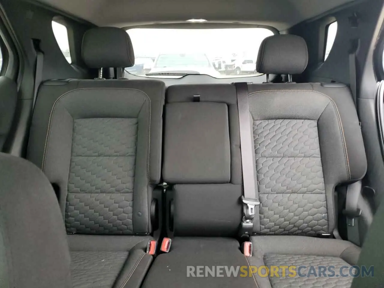 10 Photograph of a damaged car 2GNAXKEV5M6119960 CHEVROLET EQUINOX 2021