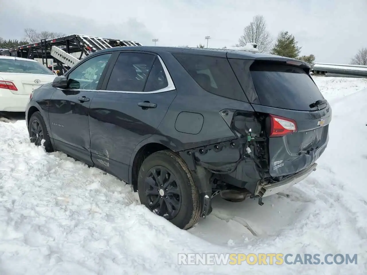 2 Photograph of a damaged car 2GNAXKEV5M6129131 CHEVROLET EQUINOX 2021