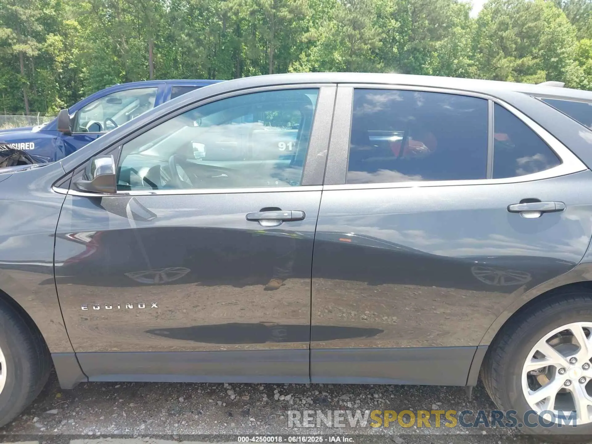 15 Photograph of a damaged car 2GNAXKEV6M6153969 CHEVROLET EQUINOX 2021