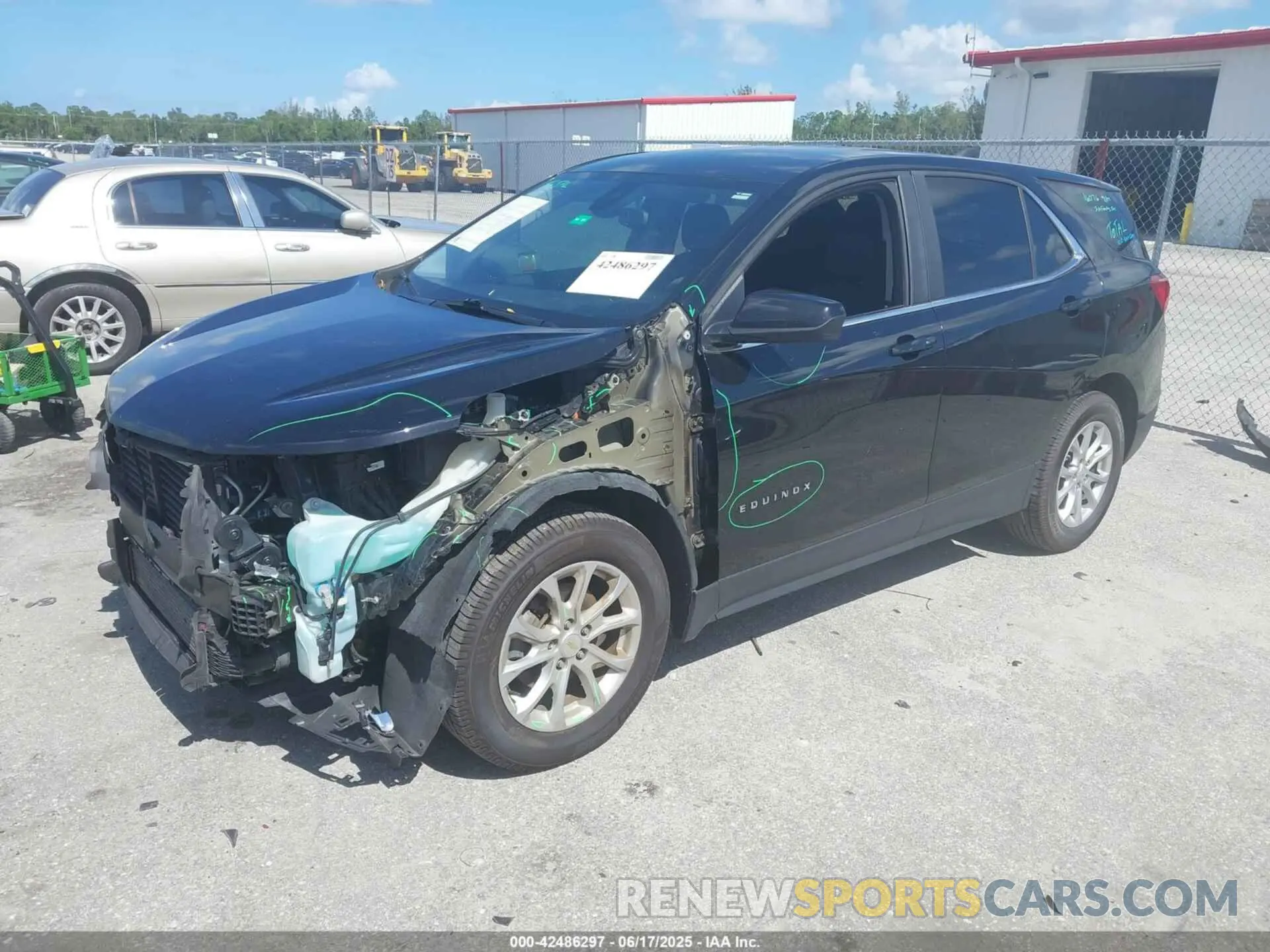 2 Photograph of a damaged car 2GNAXKEV7M6122147 CHEVROLET EQUINOX 2021